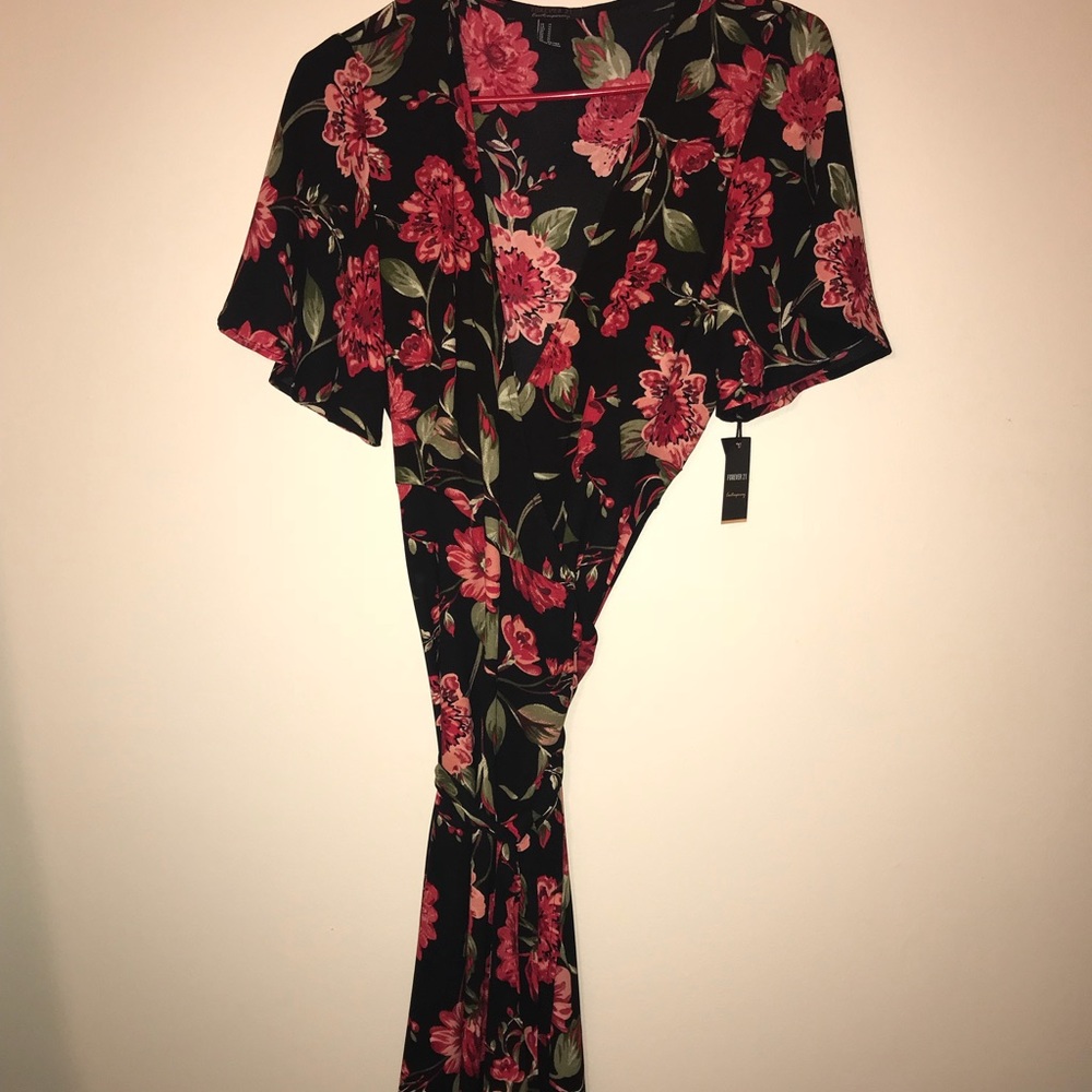 Forever 21 Floral print wrap dress